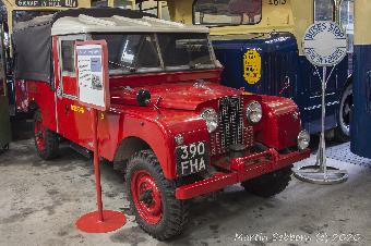 Recovery Land Rover - Wythall Bus Museum